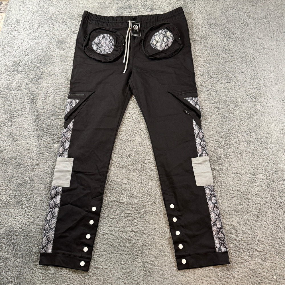 The Hideout Mens 2XL Black Snakeskin Cargo Pants Snap Leg NWT